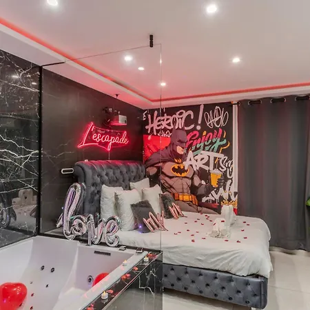 L'escapade - Jacuzzi&sauna Privés By Sweetdreams Cagnes-sur-Mer