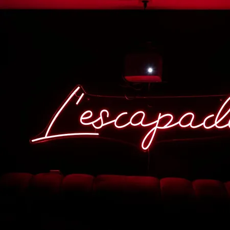 L'escapade - Jacuzzi & Sauna Prives By Sweetdreams *