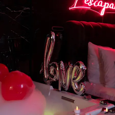 Daire L'escapade - Jacuzzi & Sauna Prives By Sweetdreams *