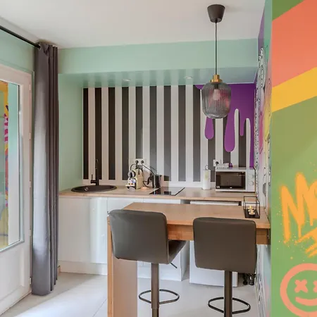 L'escapade - Jacuzzi & Sauna Prives By Sweetdreams Daire